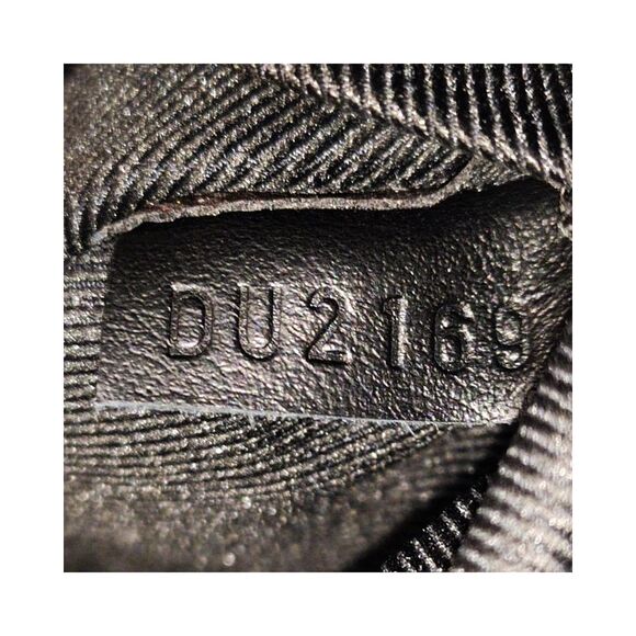 Pre Loved Louis Vuitton Taiga Rainbow Soft Trunk Women Black Crossbody Bags - Picture 8 of 8